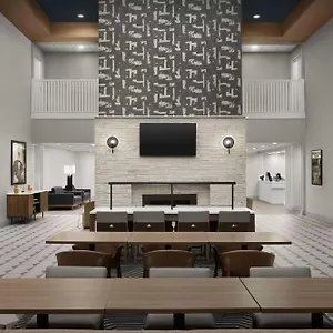 Hotel Homewood Airport ***